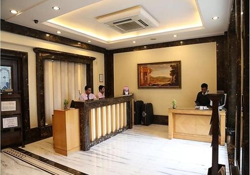 Florence Inn, receptie