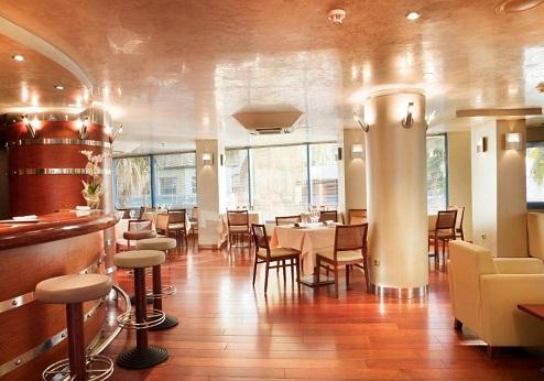 Hotel MS Maestranza, bar