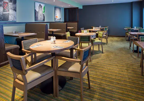 Premier Inn London Chiswick Hotel, restaurant