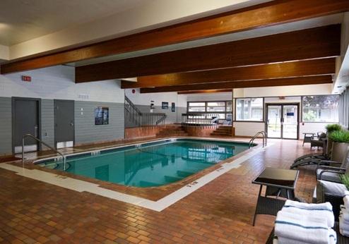 Sandman Hotel Revelstoke, zwembad