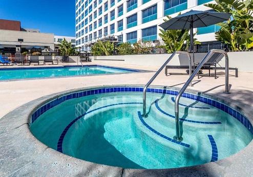 Crowne Plaza, jacuzzi