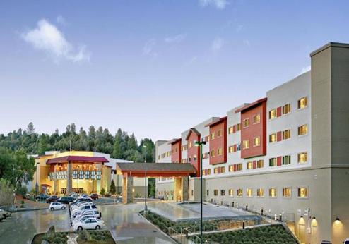 Black Oak Casino Resort, exterieur