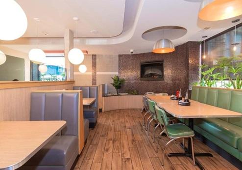 Sandman Signature Vancouver Airport Hotel, restaurant