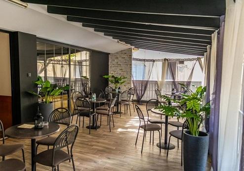 Vergina Hotel, terras