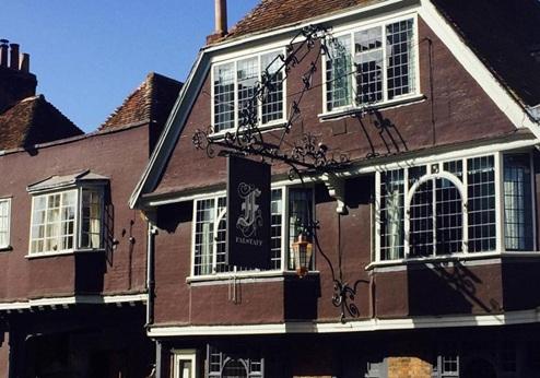 The Falstaff Hotel, buitenkant