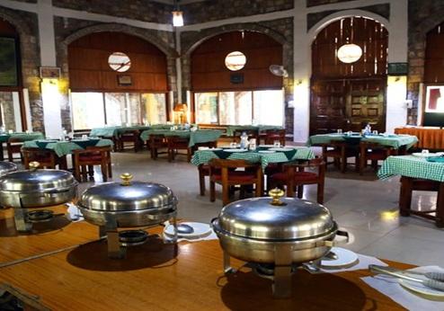 Mogli Jungle Resort, buffet