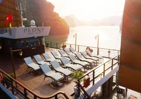 Peony Cruise, dek