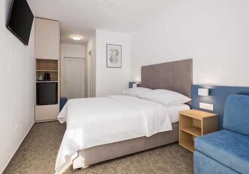 Alemaris, kamer