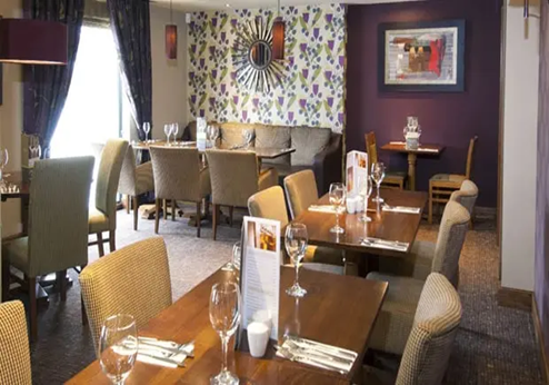 Premier Inn Lauriston Place, restaurant