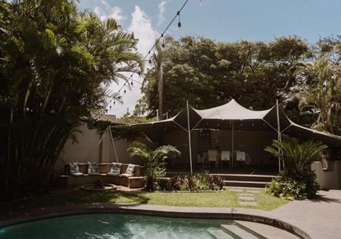 Caza Beach Guest House, lounge