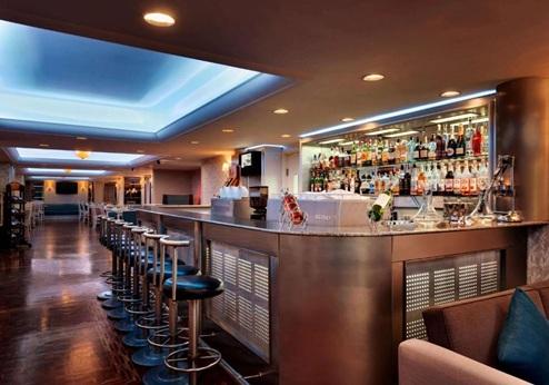 Wyndham Tashkent, bar