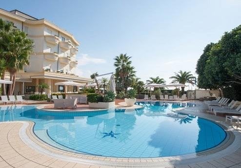 Hotel Sunshine Club, zwembad