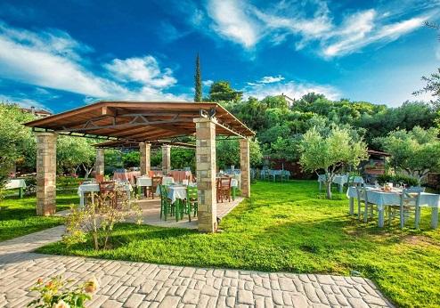 Hotel Europa Olympia, buitenrestaurant