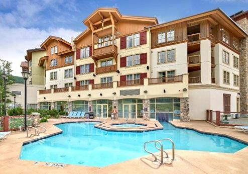 Sun Peaks Grand Hotel & Conference Centre, exterieur