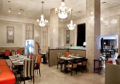 Savoy Hotel, restaurant