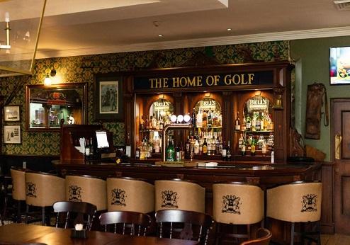Lord Charles Hotel, bar