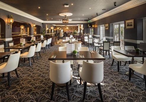 The Devon Hotel, Restaurant