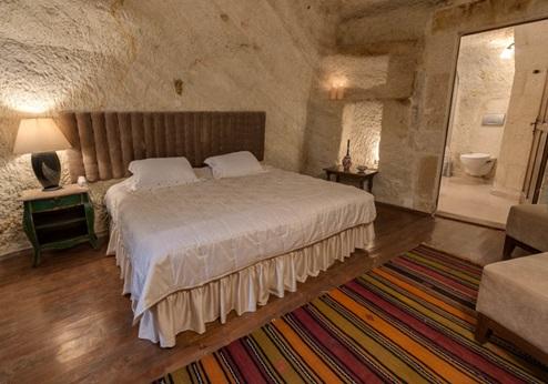 Temenni Evi, kamer
