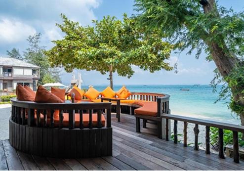 Baan Ploy Sea, lounge