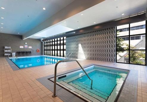 Sandman Signature Vancouver Downtown Hotel, jacuzzi