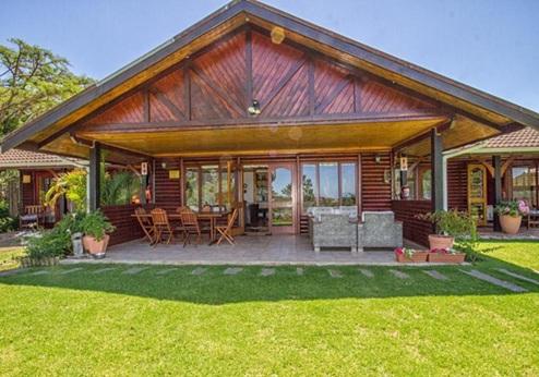 Piesang Valley Lodge, exterieur