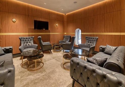 Hayasa Hotel, lounge