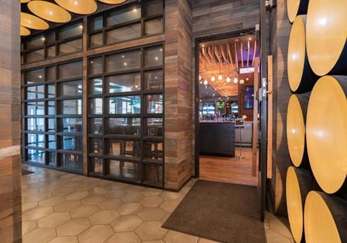 Sandman Signature Vancouver Downtown Hotel, restaurant