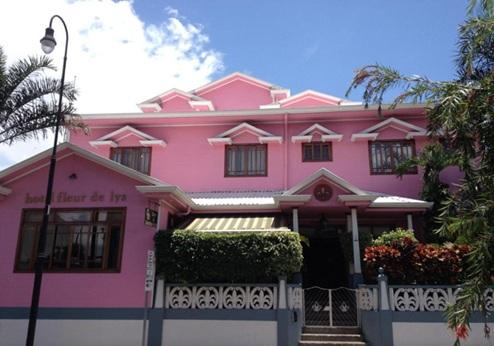Fleur de Lys Hotel, buitenkant hotel