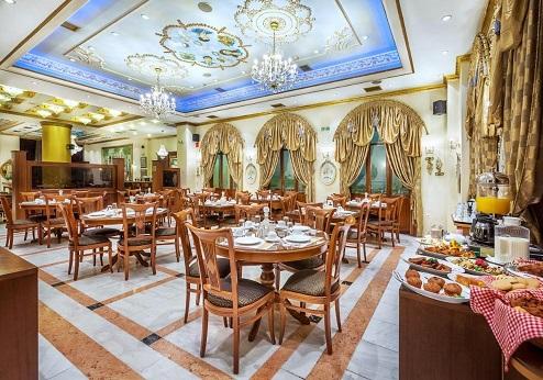 Imperial Palace Hotel, restaurant