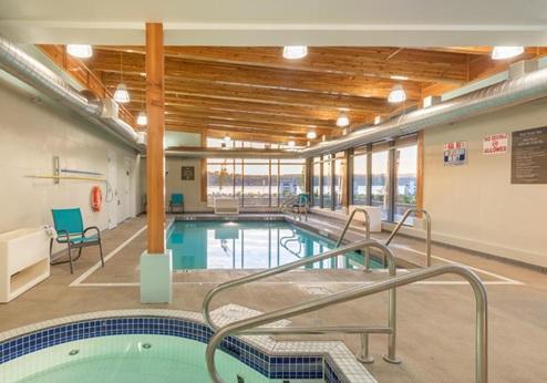 Comfort Inn & Suites Campbell River, zwembad