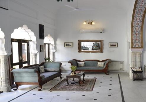 Khandela Haveli, lobby