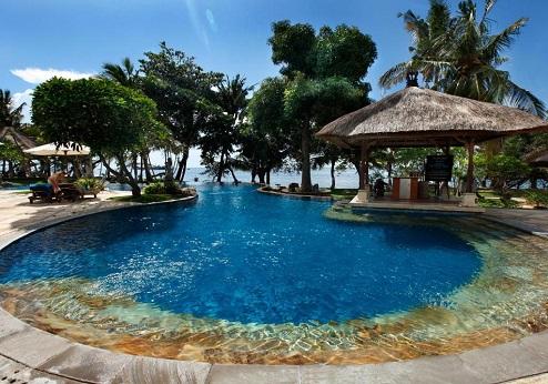 Puri Bagus Lovina Resort, zwembad