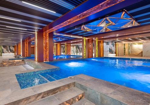 Grand Hotel & Therme Veliko Tarnovo, zwembad