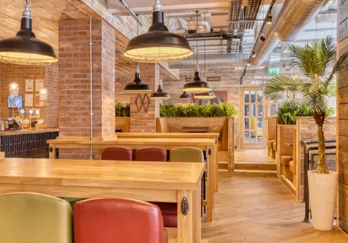 Premier Inn London Hammersmith, bar