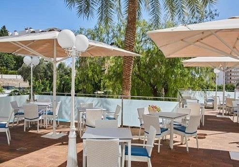 Hotel Joan Miró Museum, terras