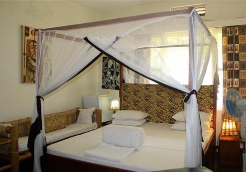 UG_AC_2FriendsGuestHouse_KA.jpg