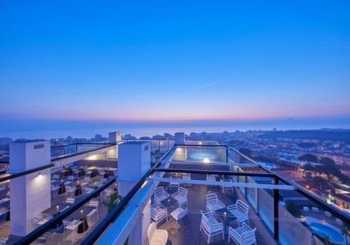 Tonga Tower Design Hotel & Suites, sky bar