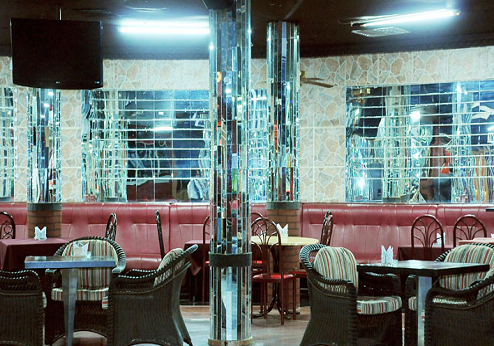 Ak Altyn Hotel, bar 