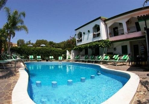 Hotel Marinella, zwembad