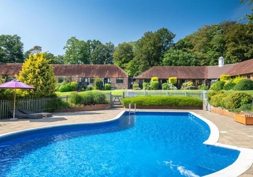 Burley Manor, Zwembad