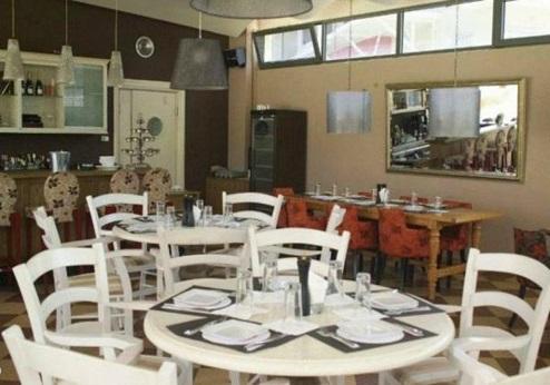 Aigai Hotel, restaurant