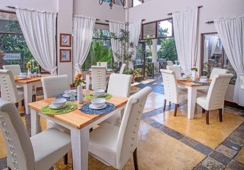 Stille Woning Guest House, ontbijtruimte