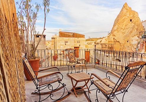 Mithra Cave Hotel, terras