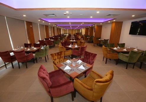 Hotel Samawer, restaurant