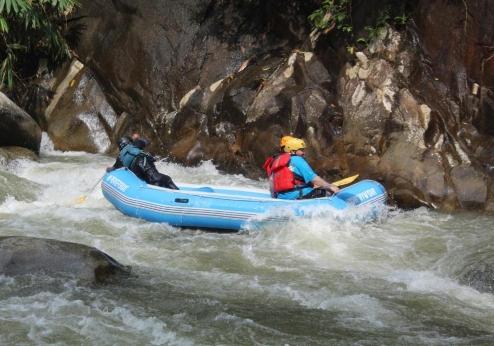 Ulu River Lodge, omgeving