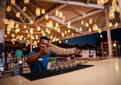 Desert Rose, bar