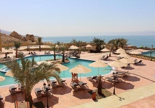 Grand East Resort & Spa, zwembad