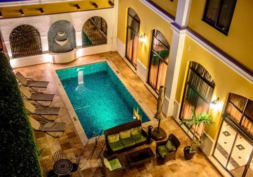 Plaza Campeche, zwembad