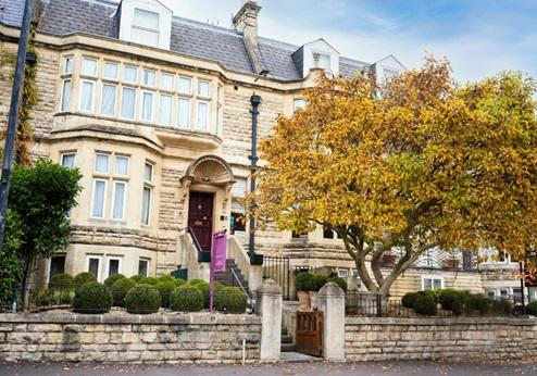 Brooks Guesthouse