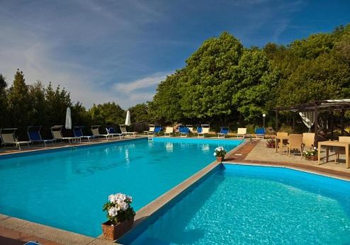 Hotel Pausania Inn, zwembad